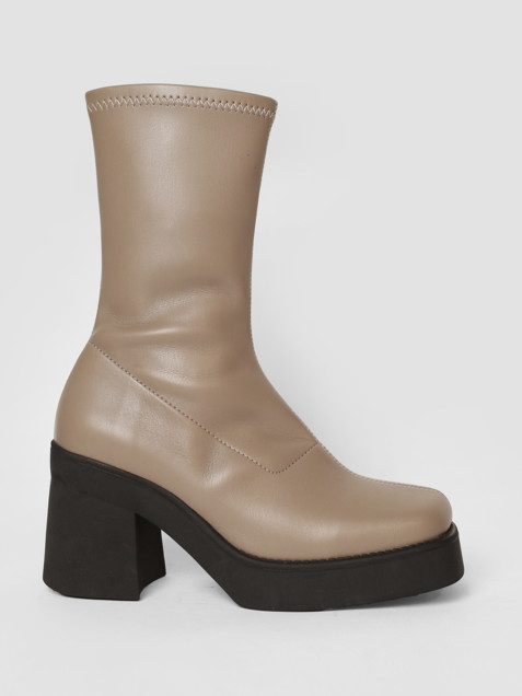 e8 by miista noely stretch boot