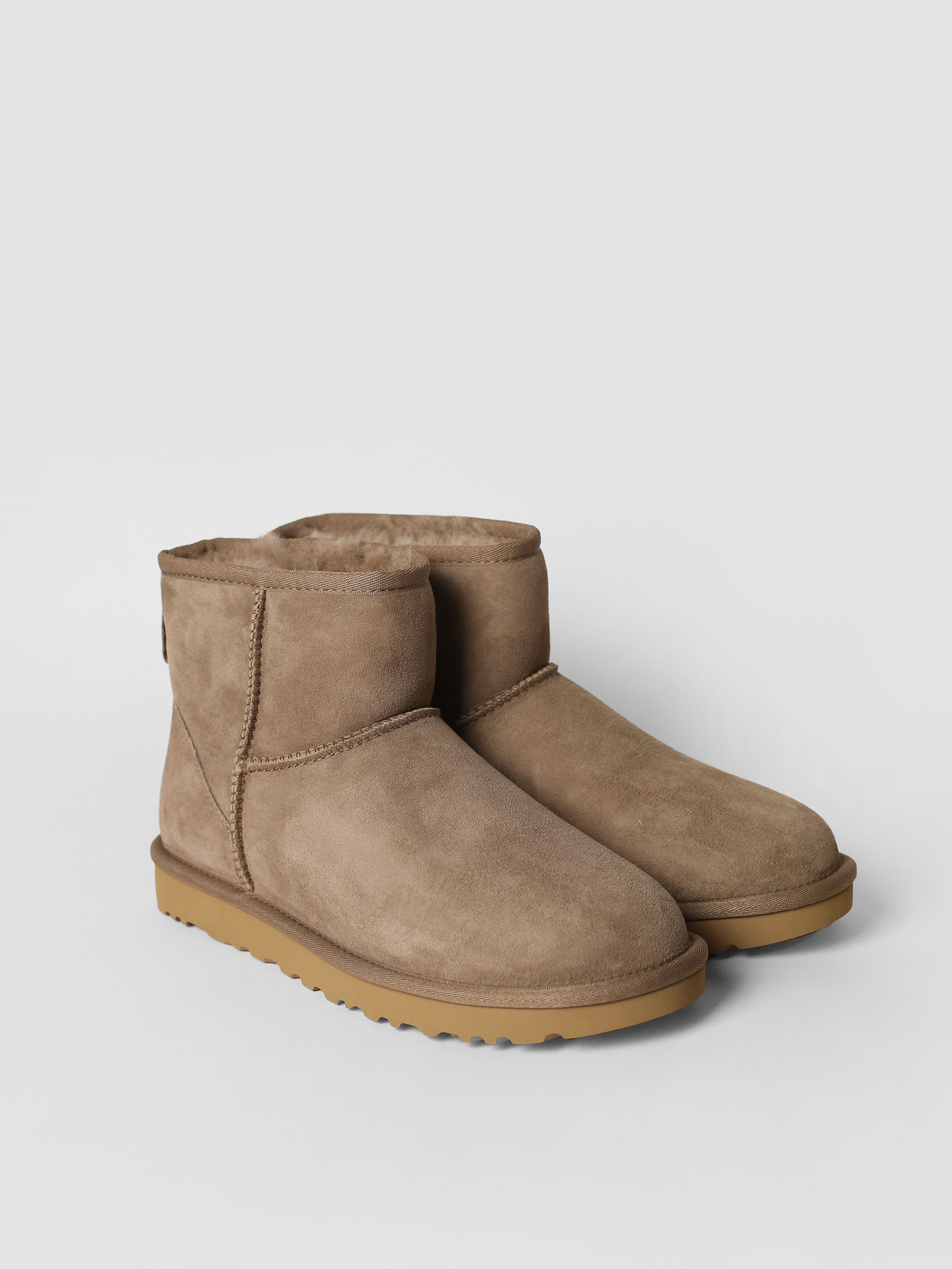 ugg khaki 39